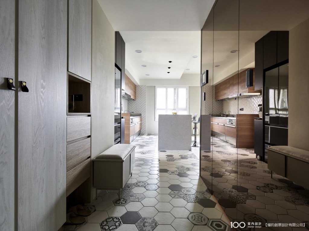 圖片由耀昀創意設計提供，看看這個作品的其它部分。